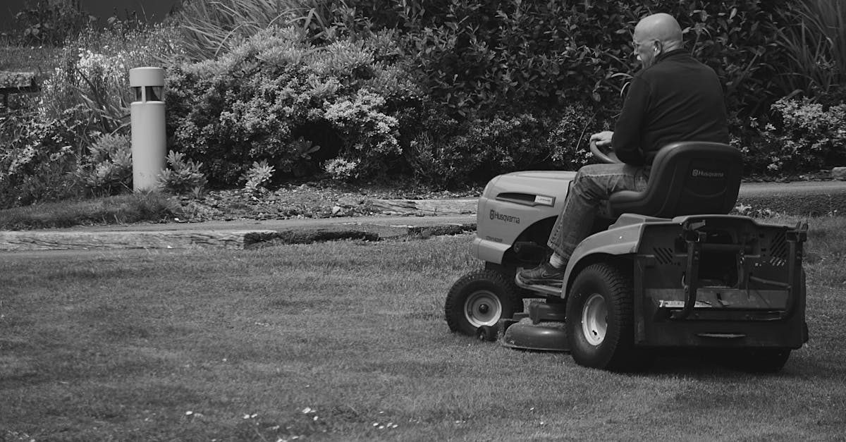Photo by Richard REVEL on Pexels First Time Using a Mower: Practical Setup and Safety photo